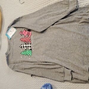 NWT Simply southern ‘messy and bright’ long sleeve shirt Size YM (#20)